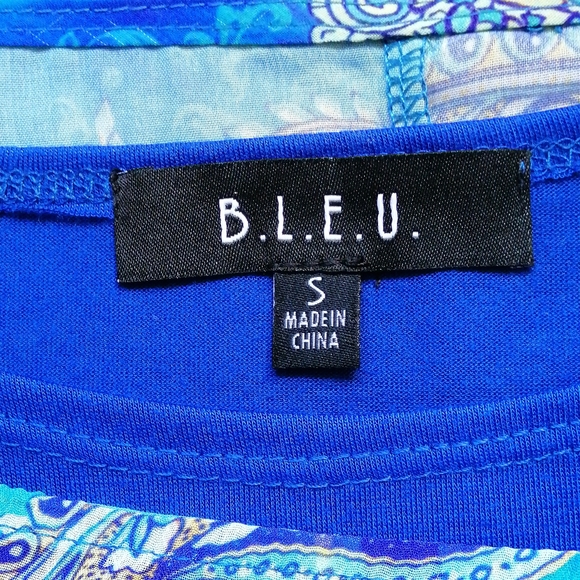 🎉Host Pick🎉 Scarf top BNWOT - Picture 6 of 6